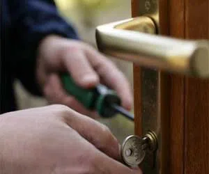 Lock Safe Services Pittsburgh, PA 412-387-9467 - lock-change